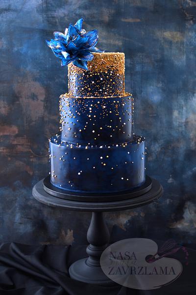 Dark Blue And Gold Sparkle Cake - Cake by Nasa Mala Zavrzlama
