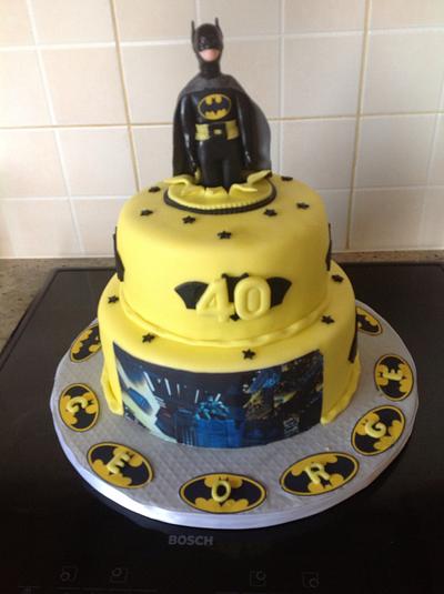 Batman - Cake by Sweet Creativity