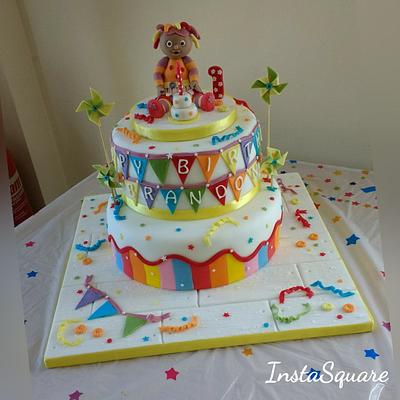 Upsy Daisy 1st birthday cake - Cake by Catherine