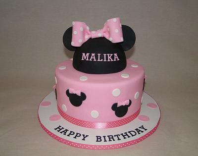 Minnie Cake - Cake by Elisa Colon