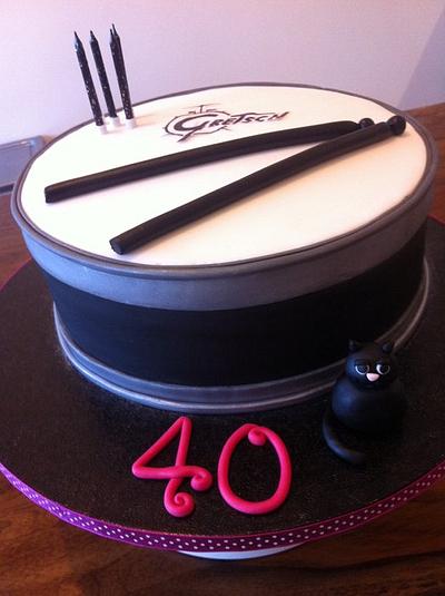 Drum roll ... - Cake by Helen-Loves-Cake