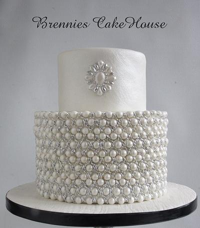 White Wedding - Cake by Brenda Bakker