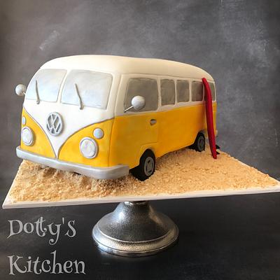 Kombi Van - Cake by dottyskitchen