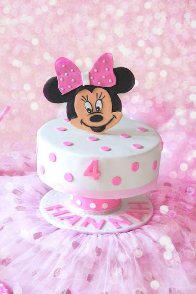 Minnie mouse - Cake by Teena