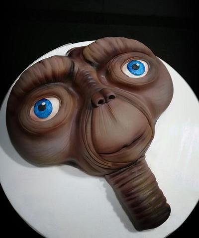 E. T Alien cake - Cake by Cupcakesfairy
