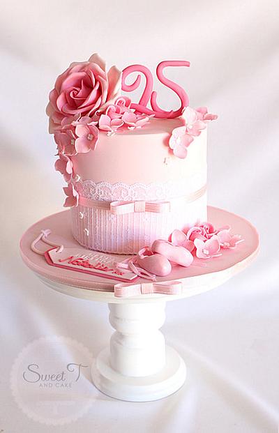Pretty in Pink - Cake by Tina