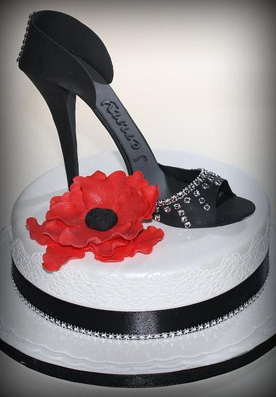 High Heel shoe and cake - Cake by Lea17