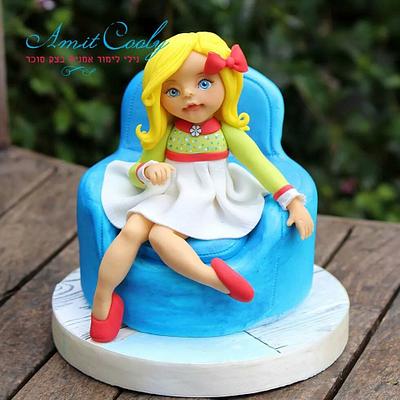 Manual sculpture girl - Cake by Nili Limor 