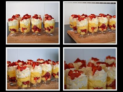 Strawberry triffle - Cake by Fondanterie