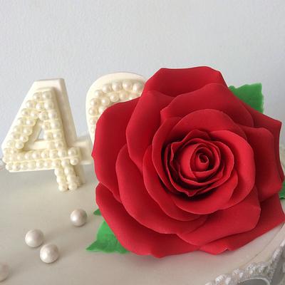 Red rose - Cake by Couture cakes by Olga