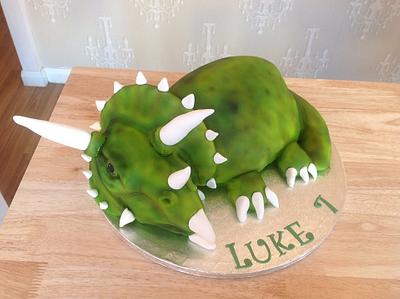 Triceratops - Cake by Wendy 