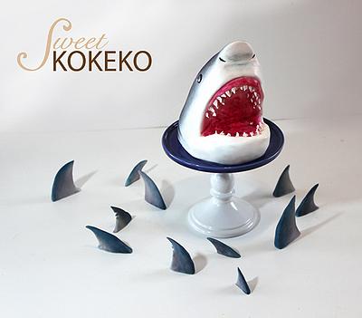 Shark Topper - Cake by SweetKOKEKO by Arantxa