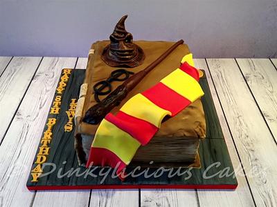Harry Potter Spell Book - Cake by Dinkylicious Cakes