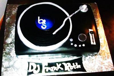 DJ Turn Tables - Cake by Wccakes