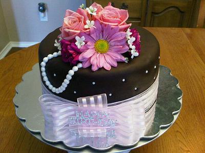 Elegant Birthday Cake - Cake by Tammy 