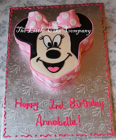 Minnie Mouse cake - Cake by The Little Cake Company