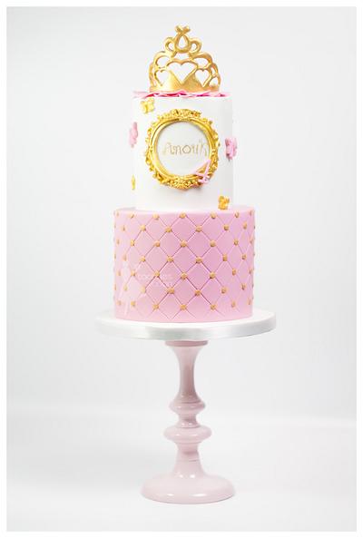 A Royal Princess cake  - Cake by Taartjes van An (Anneke)