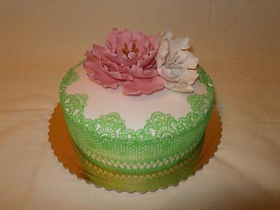 Tortoise with lace and flowers made with SmartFlex Velvet - Cake by Jannette
