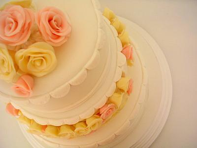 Wedding Cake - Cake by María José Bastianello