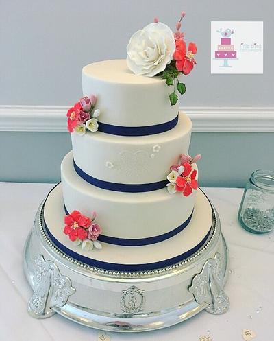 simple stencilled ivory with sugar flowers - Cake by Littlebirdcakecompany