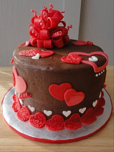 Valentines Birthday - Cake by Rosalynne Rogers