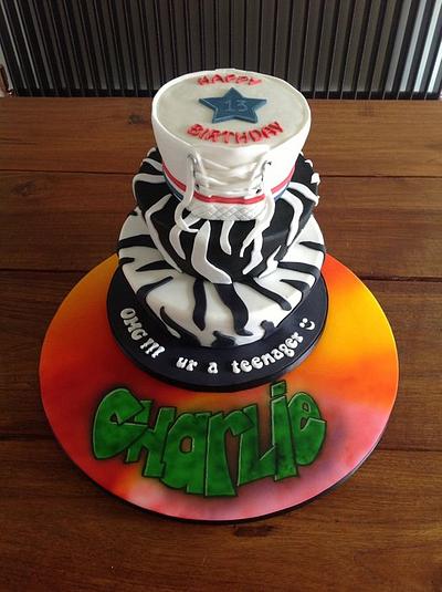 OMG u r a teenager cake!!! - Cake by Cakes Honor Plate