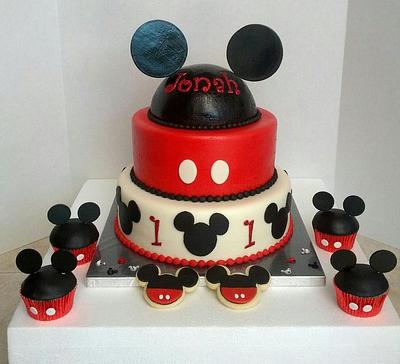 Mickey Mouse Cake - Cake by JB