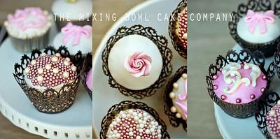 Vintage Cupcakes  - Cake by The Mixing Bowl Cake Company 