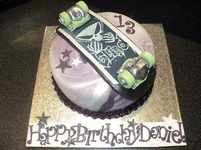 Skateboard - Cake by CakeDIY