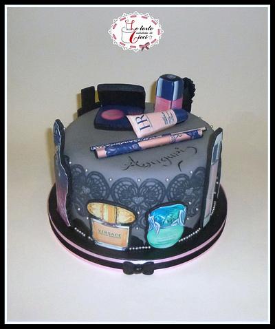 Makeup fashion cake  - Cake by "Le torte artistiche di Cicci"