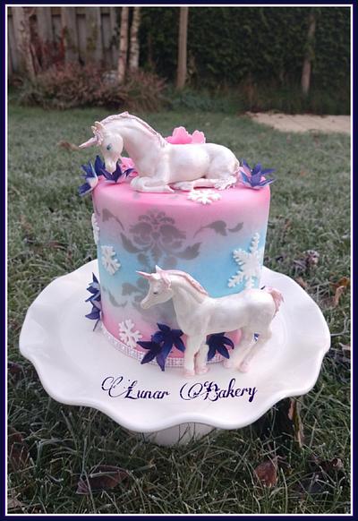 Unicorn cake - Cake by Lunar Bakery