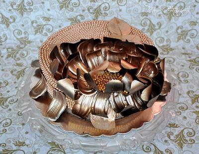 bronze flower - Cake by Crema pasticcera by Denitsa Dimova