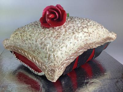 Pillow cake - Cake by nivi