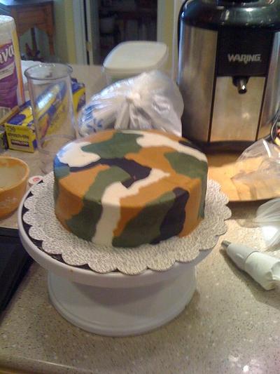 camouflage buttercream technique - Cake by Loracakes