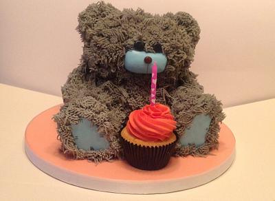 Me to you bear  - Cake by 2wheelbaker