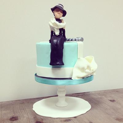 Audrey Tiffany cake - Cake by Naike Lanza
