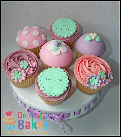 Vintage pastels - Cake by Dollybird Bakes