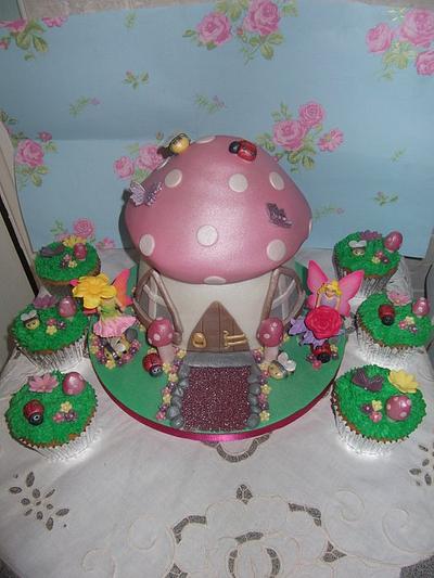 Fairy Garden Giant cupcake  - Cake by Judedude