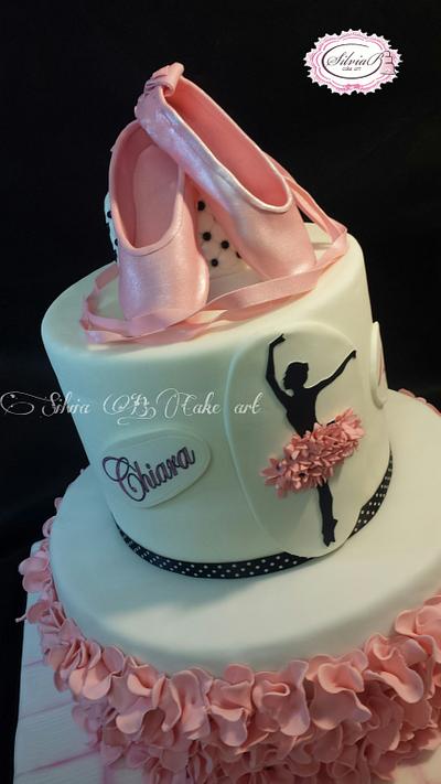 The dancer - Cake by silvia B.cake art