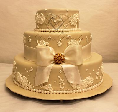 Simple and Elegant Wedding Cake - Cake by Dana Danila
