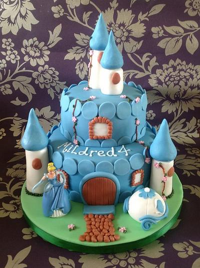 Cinderella Princess Castle - Cake by Samantha Dean
