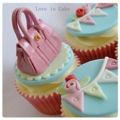 Handbags, Uggs and Tiffany cupcakes.... - Cake by Helen Geraghty