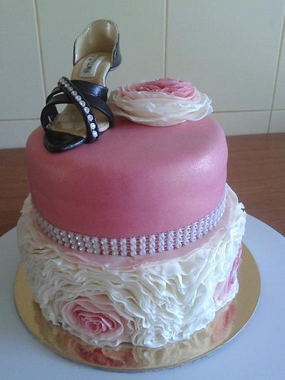 Ruffled cake - Cake by Vera Santos