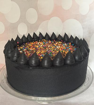 Black and gold cake - Cake by Misssbond