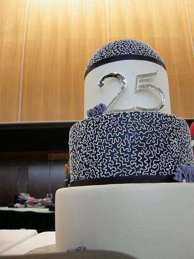 25th Anniversary - Cake by Rosalynne Rogers