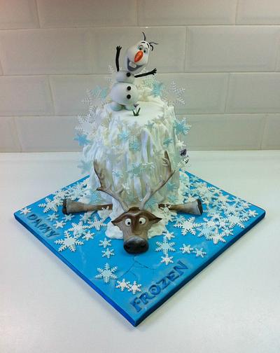 Frozen - Cake by Alanscakestocraft