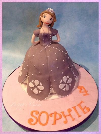 Sofia the first  - Cake by Zoepop