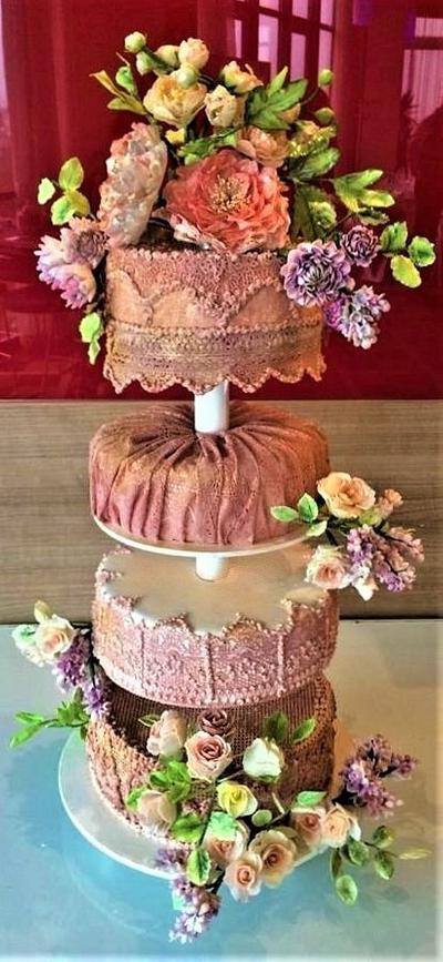 Vintage Birthday Cake  - Cake by WorldOfIrena