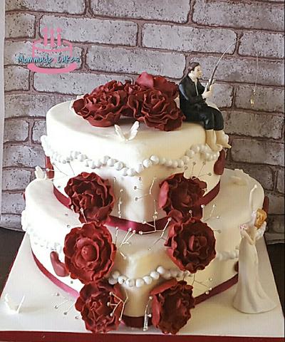 Hearts and Roses Wedding cake - Cake by Mommade Cakes 