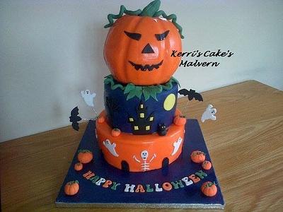 Happy Halloween - Cake by Kerri's Cakes